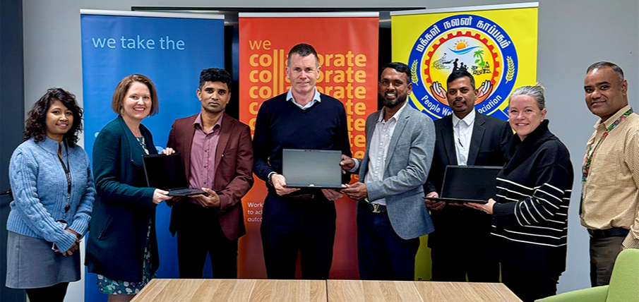 Laptop presentation news hero 905 x 428