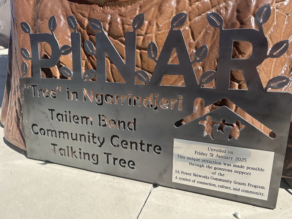 Talkin Tree official opening at Tailem Bend.