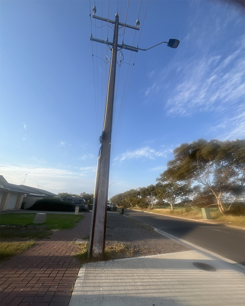 Stobie pole art, example of required photo - 4 Bowering Hill Rd web